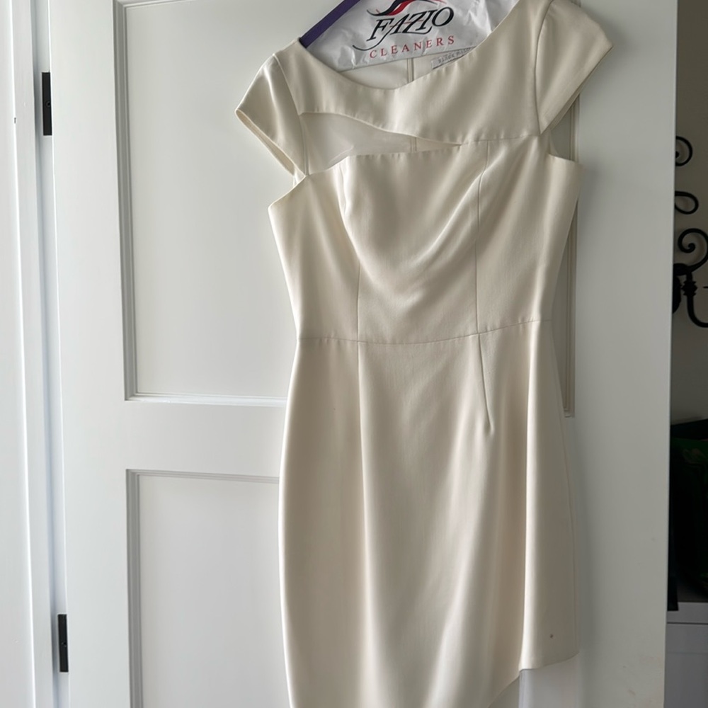 Beautiful ivory dress either touch of lace